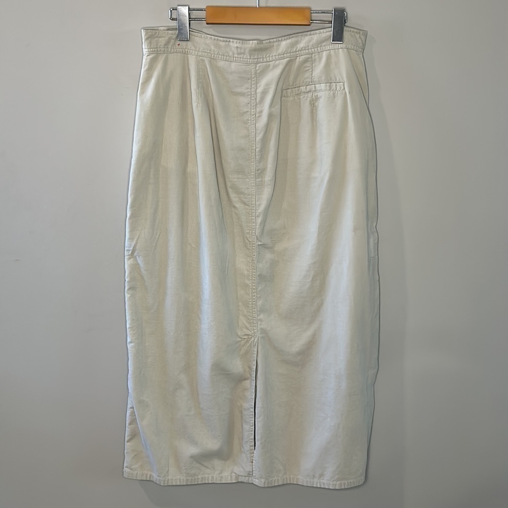 Gloria Vanderbilt Corduroy Button-Up Midi Skirt Cream Women's Missy Size 14 - Picture 3 of 4